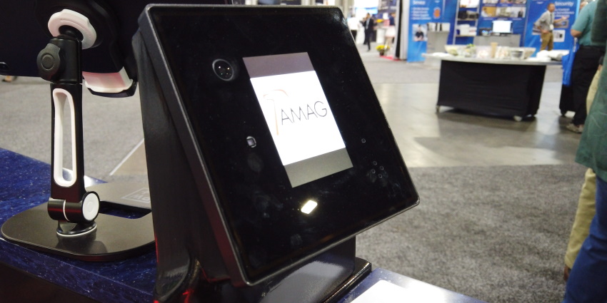 The Orion turnstiles incorporate an ELATEC TWN4 Palon Compact panel, a versatile panel-mount reader designed for integration into third-party products and devices.