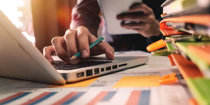 ●	Social media monitoring: such monitoring can provide important information that can be used to identify risks.