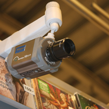 IQeye and Milestone surveillance solutions improve management at Swedish supermarket
