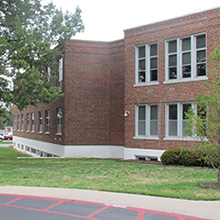 About 25 analog cameras were preserved from the previous system and connected to the network with Axis Communications M7001 encoders