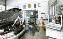 Seven diagnosis and repair experts specialising in different component groups work at the Technical Service Center 
