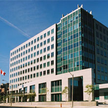 An onsite Johnson Controls team meets with Hi-Rise management on a regular basis to review operations and develop measures