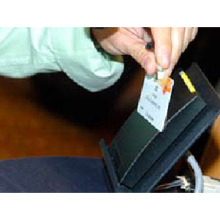 The Citrix iForum environment presented typical event challenges such as reducing bottlenecks for attendees upon initial on-site registration and entering sessions