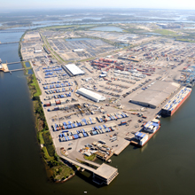 SightLogix’s thermal sensors provide clear, detailed thermal images night and day, and can detect intrusions across site perimeters