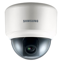 Images from all of Samsung’s cameras are transmitted over a LAN to a central control room where they are monitored live 24/7 by Paveletskaya Plaza operators