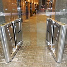 Orion’s technology features Beam Scanning Optical Detection (BSOD), an algorithmic pattern that allows authorised users to effortlessly pass through the lane