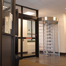 Hofstra University uses Boon Edam’s full height turnstiles along with a card swipe access control system to manage and monitor the access of students