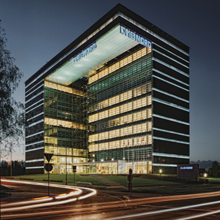 With the most advanced technology, Dahua DH-NVR4216 Network NVR can provide high-quality video with 1080P real-time live view