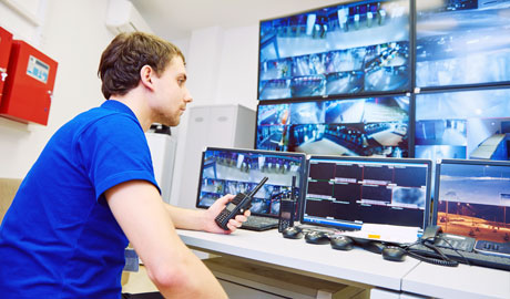 If a camera sends a 360-degree image, the VMS software has to dewarp the image so that users can get normal views while electronically PTZ’ing around in the image