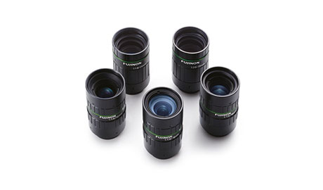 Despite the high resolution, the lenses surprise with the smallest and lightest body compared to other high resolution lenses that are currently available on the market, measuring only 33mm in outer diameter