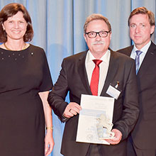 In order to publicly honour the economic contributions of owner-managed companies, the government created the “BAYERNS BEST 50” competition