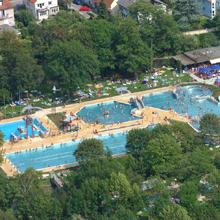 All images of the new IP security solution are collected centrally on one recording device, which is powered by high-performance software