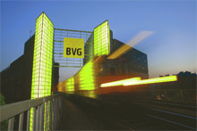 As well as the ‘standard' fittings inherent within Verint's technology, LAT has also engineered (in conjunction with a small Berlinbased manufacturer) a video pause switch that enables bus drivers to stop the cameras from recording at the point that the bus reaches its terminus