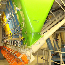 The cameras are displayed in a diagram, and the site manager can view what is happening on a specific machine