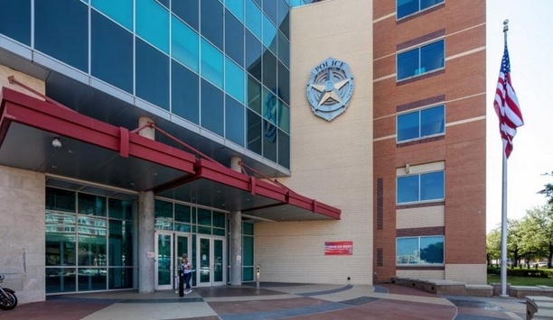 Boon Edam’s Tourlock 180+90 security revolving door secures Dallas Police Department headquarters’ lobby