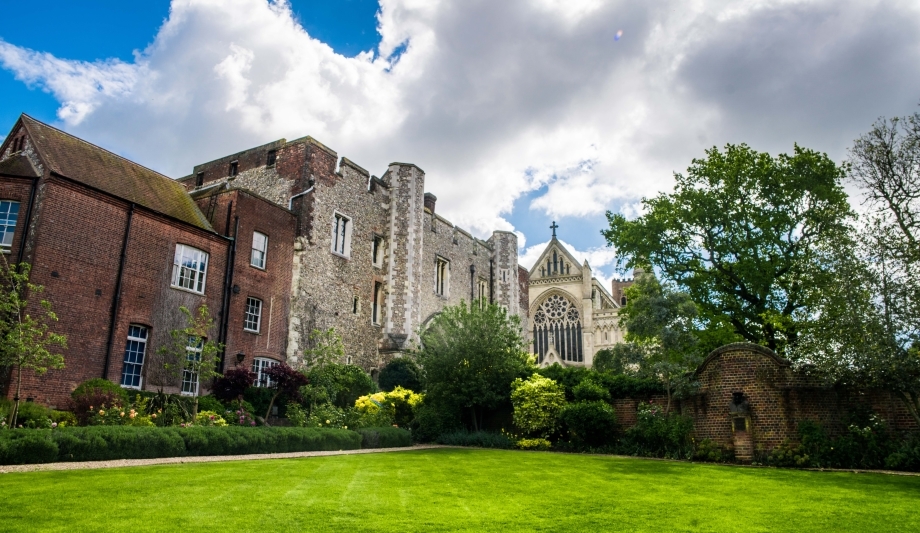 Amthal secures St Albans School by upgrading security systems to create a secure environment
