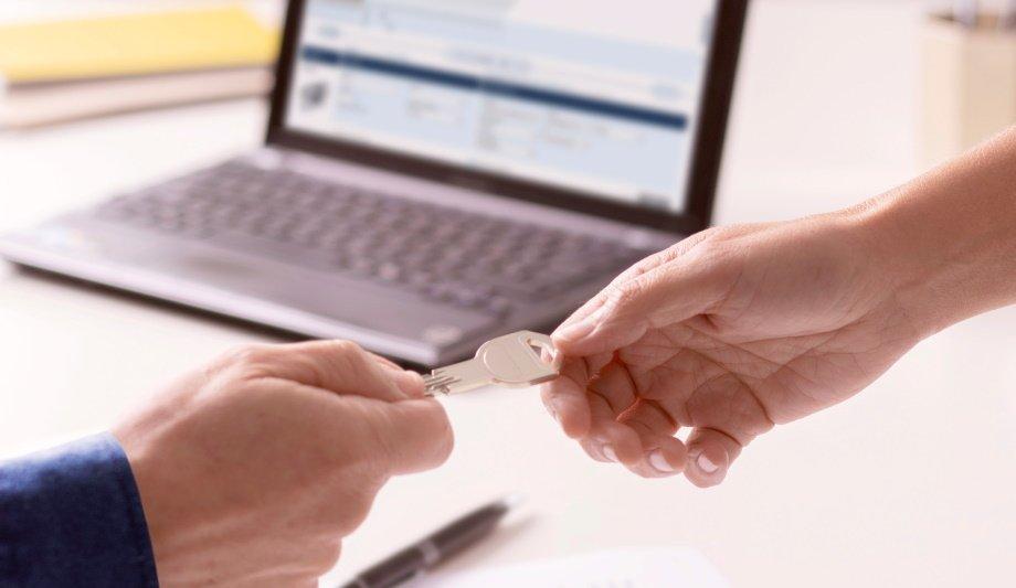 Meet international locking standards without compliance headaches with ASSA ABLOY’s CY110 locking system