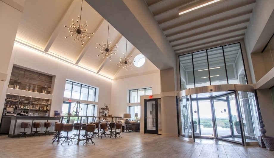 Heart of America Group chooses Boon Edam revolving doors for its hotels and restaurants’ security