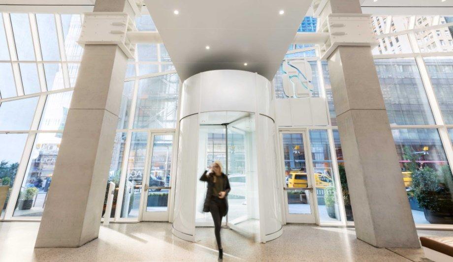 Boon Edam announces UL 325 certification and CSA 22.2 on BoonAssist TQ manual revolving door