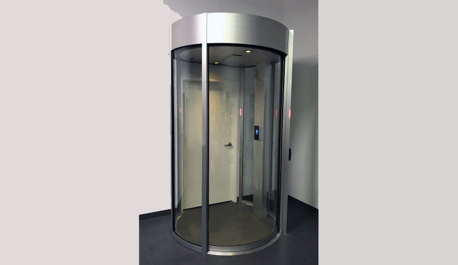 Boon Edam’s Circlelock Combi mantrap solution to be showcased at ISC West 2018