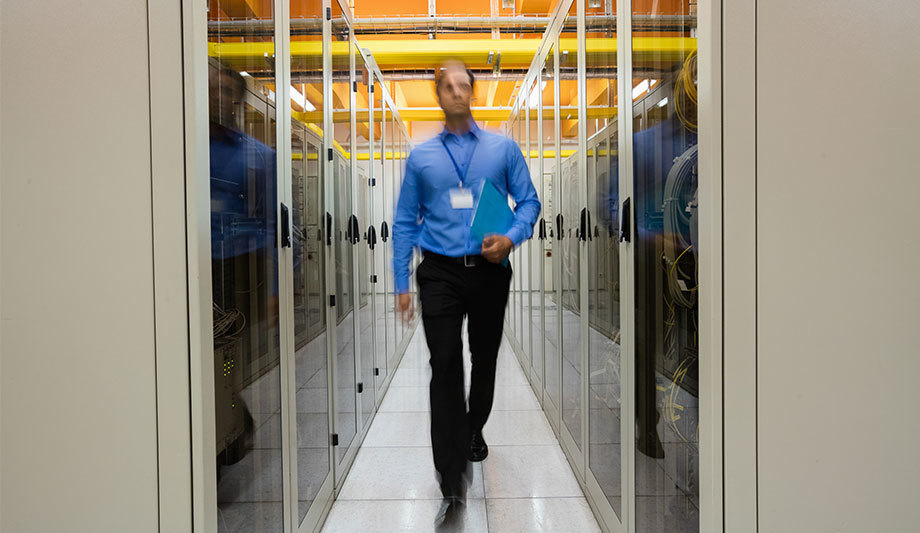 Enhancing video surveillance data storage with active archive solution