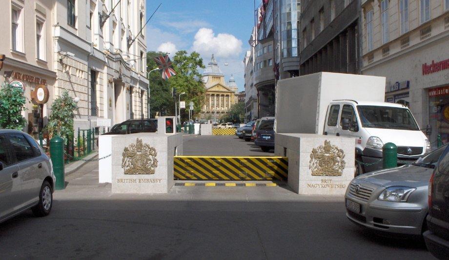 Delta Scientific’s DSC633 and DSC635 shallow foundation bollards help stop simulated bomb trucks at critical infrastructure sites