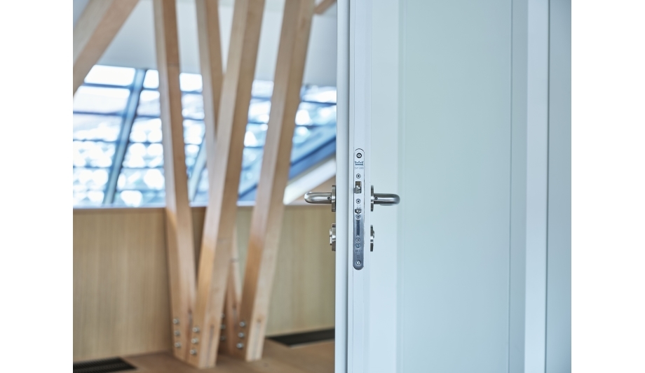 dormakaba launches SVP self-locking emergency escape locks with emergency escape function