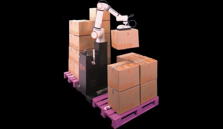 igus® showcases affordable FR20 palletizer robot