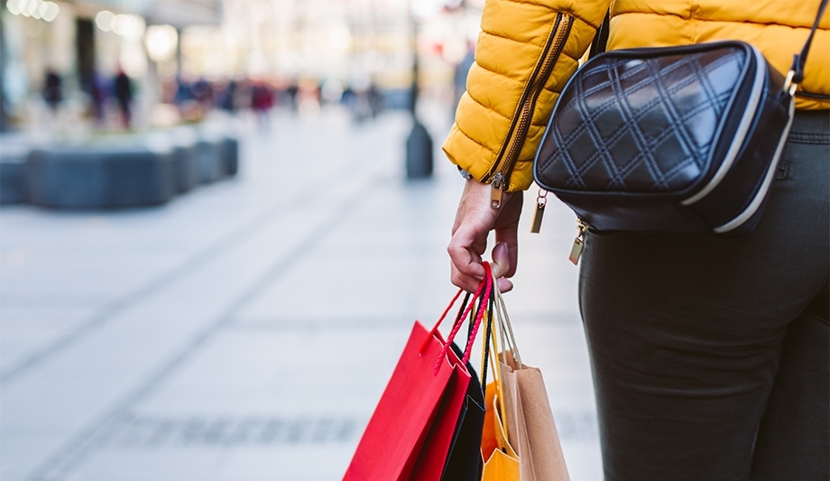 Using better security management systems to overcome retail industry challenges