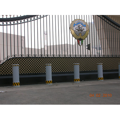 Delta Scientific DSC720 hydraulic bollard barricade system