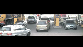 One MOBOTIX camera replaces 4 conventional cameras