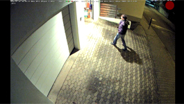 MOBOTIX demo clip: Low light cameras with 6MP Moonlight technology in a garage