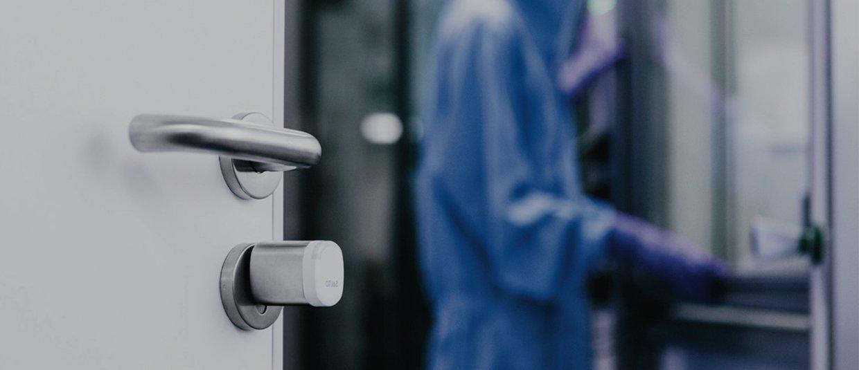 How doorhandles and levers with antimicrobial treatment reduce disease spread